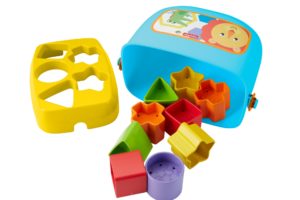 FISHER-PRICE FORMAEVŐ DOBOZKA - FFC84