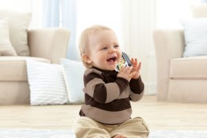 FISHER-PRICE TANULÓ OKOSTELEFON - CLM15